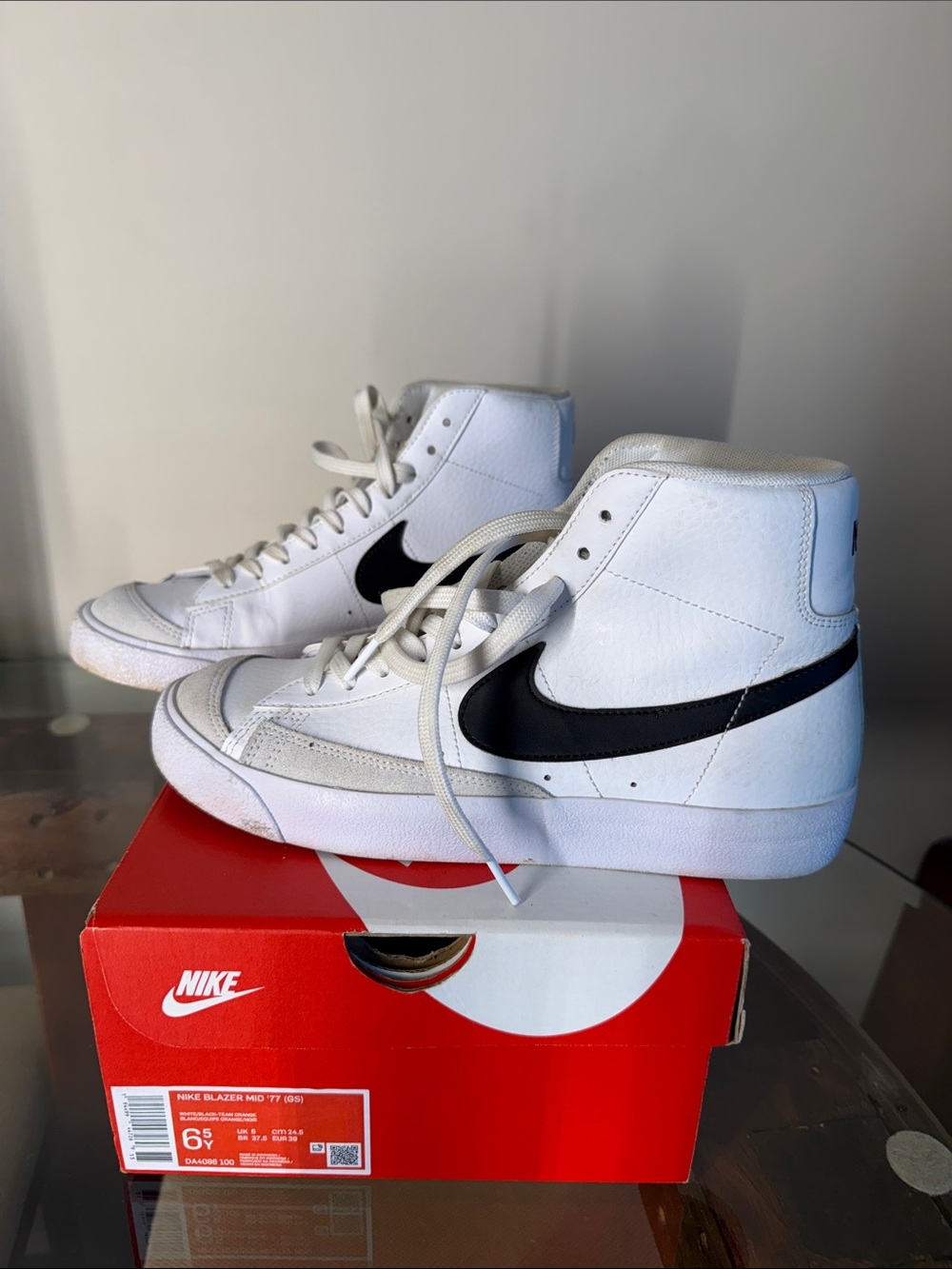 Nike Kids' Grade School Blazer Mid '77 Shoes